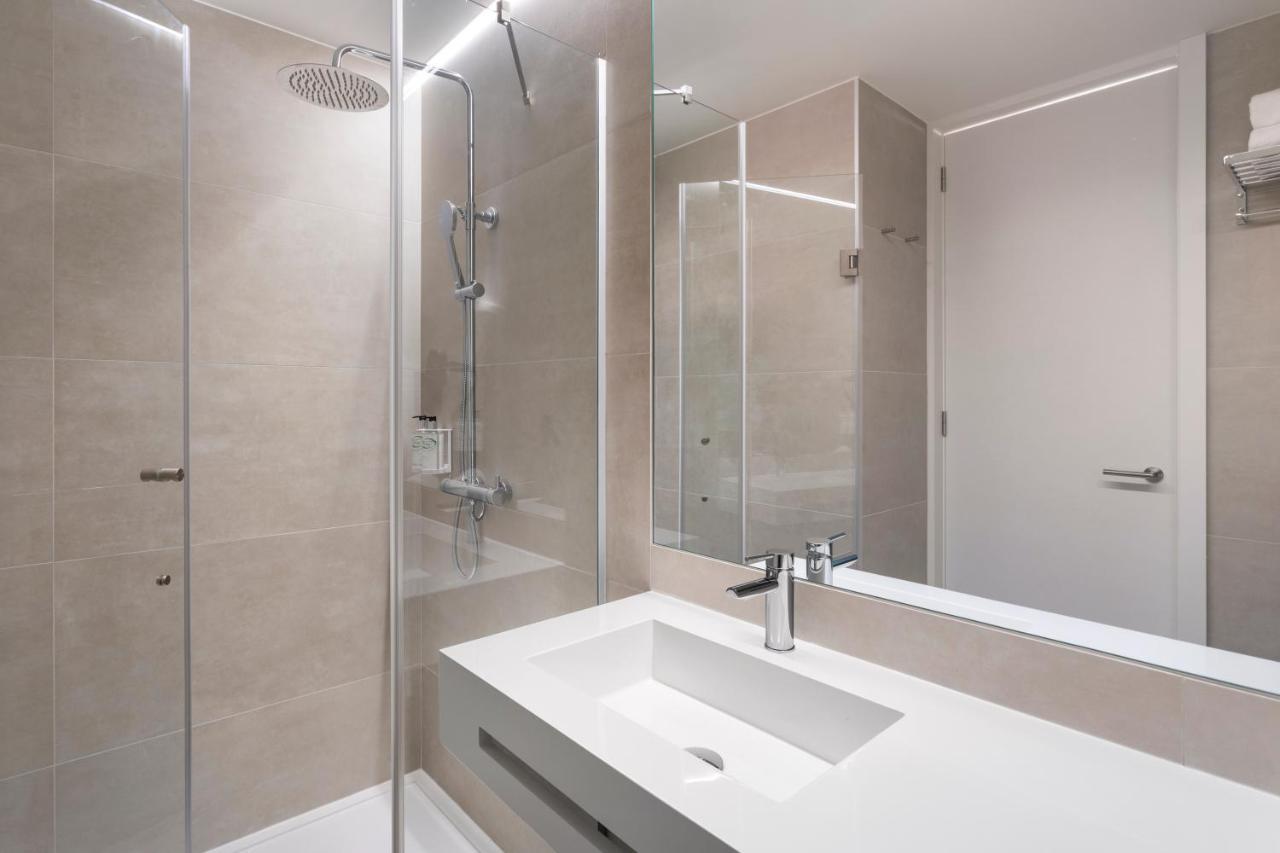 B&B Hotel Санту-Тирсу Экстерьер фото